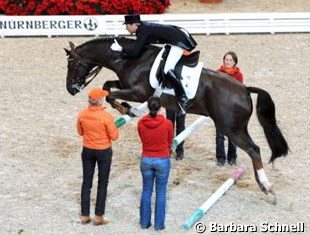 Ingrid Klimke, whose hands are always picture-perfect, demonstrated that for her, diversity in the training of a horse is not just a phrase.