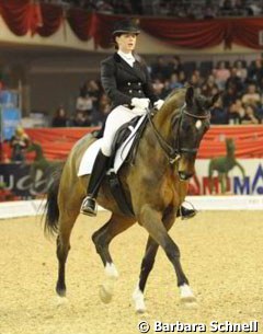 Canadian Young Rider Jessica Rhinelander on Allende at the 2008 Young Rider World Cup Final in Frankfurt :: Photo © Barbara Schnell