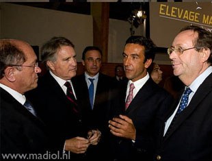 Officials at the evening party: Carlos Manuel da Cruz Lourenço, mayor of the area,  host Sylvain Massa, chief trainer Daniel Pinto, and Francisco Nunes Corrêa, the minister of environment