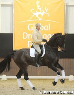 Hubertus Schmidt on Artemis :: Photo © Barbara Schnell