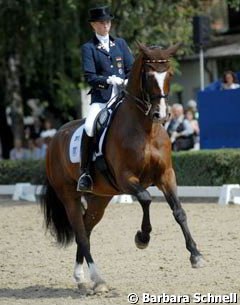 Sanneke Rothenberger on Paso Doble