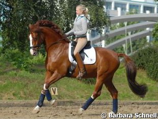 Kirsten Sieber on Charly