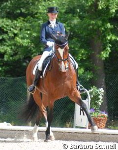Sanneke Rothenberger on her junior rider's horse Paso Doble