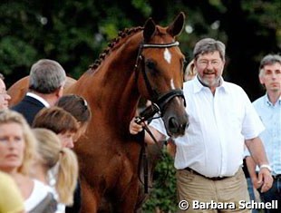 Elvis' breeder Christian Pfeil and Elvis' sister Ella