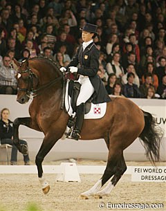 Courtney King on Idocus at the 2008 World Cup Finals :: Photo © Astrid Appels