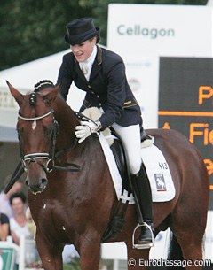 A very happy Anna Sophie Fiebelkorn on Imperio (by  Connery x Balfour xx) :: Photo © Astrid Appels