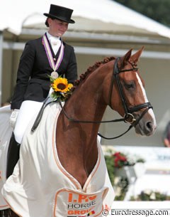 Jessica Süss and Diamantenbörse win bronze at the 2008 World Young Horse Championships :: Photo © Astrid Appels