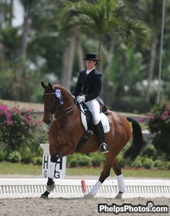 Laura Noyes and Syncro in Wellington, FL :: Photo © Phelpsphotos.com