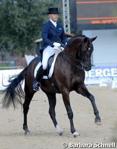 Hayley Beresford on Rhapsodie Queen