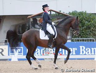 Fiona Bigwood and her 8-year-old Don Lorean (by Don Larino) showed the nicest piaffe of the whole Grand Prix