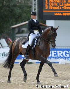 The Grand Prix was won by Dorothee aboard Kaiserkult, the Trakehner licensed stallion with whom she won the Bundeschampionate when he was a six-year old