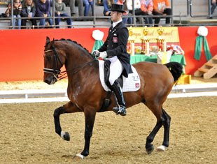 Michal Rapcewicz and Randon win the 2007 CDI Kaposvar