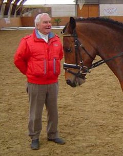 Jan Meersmans teaching at a regional HROV clinic in 2009