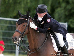 Nicola Krause very happy about her ride on Rhythm Dance