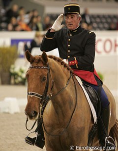 Hubert Perring on Diabolo St Maurice