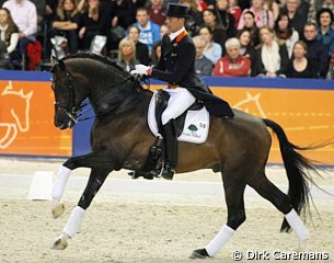 Hans Peter Minderhoud and Florencio win the 2009 VHO Trophy :: Photo © Dirk Caremans