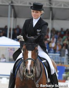 Sara Henrietta Bergstrom Kallstrom on Garcia (by Berstein x Brisad) at the 2009 European Young Rider Championships :: Photo © Barbara Schnell