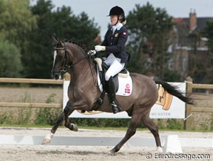 Norway on the rise. Astrid Rikheim and the 10-year old German reitpony gelding Dumbledore (by Dornik x Black Magic). Their ride was clean, smooth, correct with a good contact with the bit. They scored 66.889%.