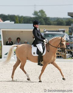 Katharina Weychert and Golden Derano C: silver medal