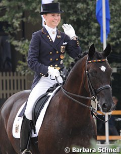 Sanneke Rothenberger and Deveraux OLD at the 2009 European Junior Riders Championships :: Photo © Barbara Schnell