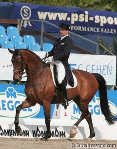 Danish Martin Christensen, rider and manager at Stall Tannenhof near Hamburg, with Anatol (by A Jungle Prince x Raphael)