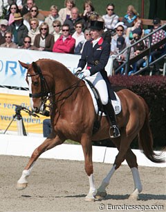 Laura Bechtolsheimer and Mistral Hojros in winning mood