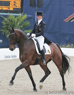 World class potential, but extremely spooky: Wipsy van 't Heihof under 1997 European Pony Champion Delphine Meiresonne.