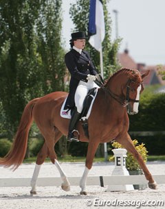 Melissa Beer and Celestial King at the 2009 CDIO-J Moorsele :: Photo © Astrid Appels