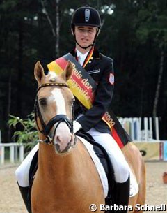 Sönke Rothenberger wins the 2009 Preis der Besten :: Photo © Barbara Schnell