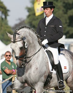 Two interesting faces: Spanish Agusti Elias on the Andalusian bred stallion Cazurro