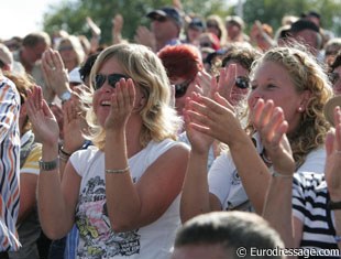 The crowds cheer for Adelinde Cornelissen at the 2009 European Championships