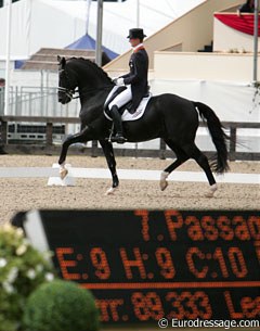 Big marks on the running score board for Gal and Totilas at the 2009 European Championships in Windsor :: Photo © Astrid Appels