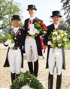 The 2009 Danish Championship podium: Anne van Olst (silver), Nathalie Zu Saeyn-Wittgenstein (gold), Sune Hansen (bronze) :: Photo © Ridehesten.com