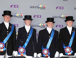 Team Ontario wins the gold medal at the 2009 NAJYRC :: Photo © Mary Phelps