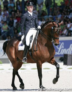 Brett Parbery and Victory Salute at the 2010 CDIO Aachen :: Photo © Astrid Appels