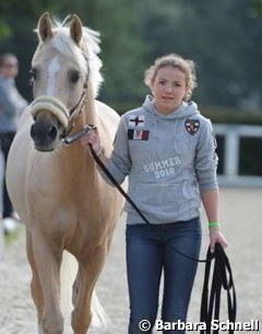 Anna Abbelen & Dornik's Donovan. She couldn't believe that she made it to the finals at the first try after only a few months of working together: a true beginner among lots of young professionals