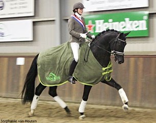 Emmelie Scholtens on Chinook :: Photo © Stephanie van Houten
