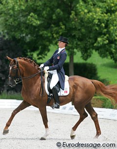 Danish Anne Kathrine Elkjaer Holm and Bernstein Las Marismas landed a 15th place in the Kur. Several breaks into canter from trot were the reason for their lowered score. They rode to music by Queen.