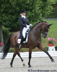 Goris & Wunderbar scored below their level despite great moments. Her horse became too deep in trot and a rhythm error at the end of the extension pushed the score down. The judges were unforgiving and kept their marks low for the rest of the test.