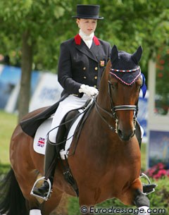 Samantha Thurman-Baker and Spring Pascal at the 2010 European Junior Riders Championships :: Photo © Astrid Appels