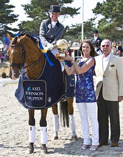 The Falsterbo Kur Trophy goes to Anky van Grunsven, here aboard Nelson, the horse she uses for clinics and prize giving ceremonies