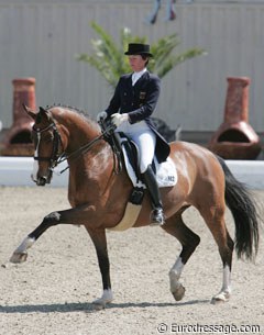 Gina Lutkemeier on Baldessarini.  Her full sister (Biagotti W) and brother (Bertoli W) were also competing in Hagen this weekend.