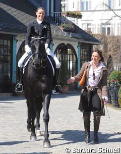 Stella Charlott Roth on Diva Royal joined by trainer Dorothee Schneider