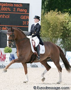 Anabel Balkenhol and Dablino at the 2010 CDI Lingen :: Photo © Astrid Appels