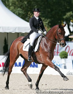 Isabell Werth and her talented but difficult Don Johnson. Werth is one of those top riders with a barn full of super stars. She won't be without a Grand Prix horse soon and be around for a long time despite her already extensive career!