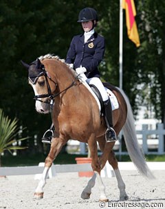 Alexa Fairchild and Stukhuster Ricardo Go for Gold :: Photo © Astrid Appels