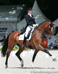Shannon Dueck on Ayscha :: Photo © Astrid Appels