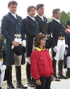 The Spanish team wins gold at the 2010 CDIO Saumur