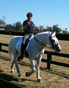 Claudio Castilla Ruiz walks Jade de Mv at the Kentucky Horse Park :: Photo © Patricia Koschel