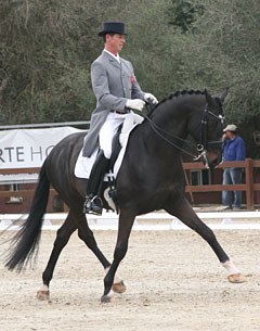 Carl Hester aboard Sasha Stewart's Uthopia (by Metall)